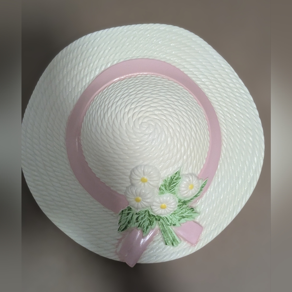 Vtg Burwood Cottagcore Straw Hat Bonnet Wall Pocket Plaque Pink Ribbon Daisies